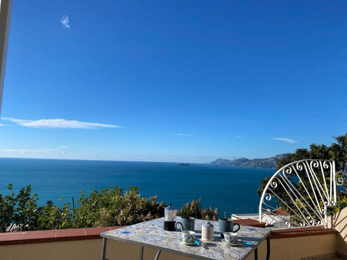 Apartament Il Profumo Dei Fiori Praiano Zewnętrze zdjęcie