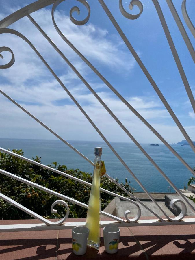 Apartament Il Profumo Dei Fiori Praiano Zewnętrze zdjęcie