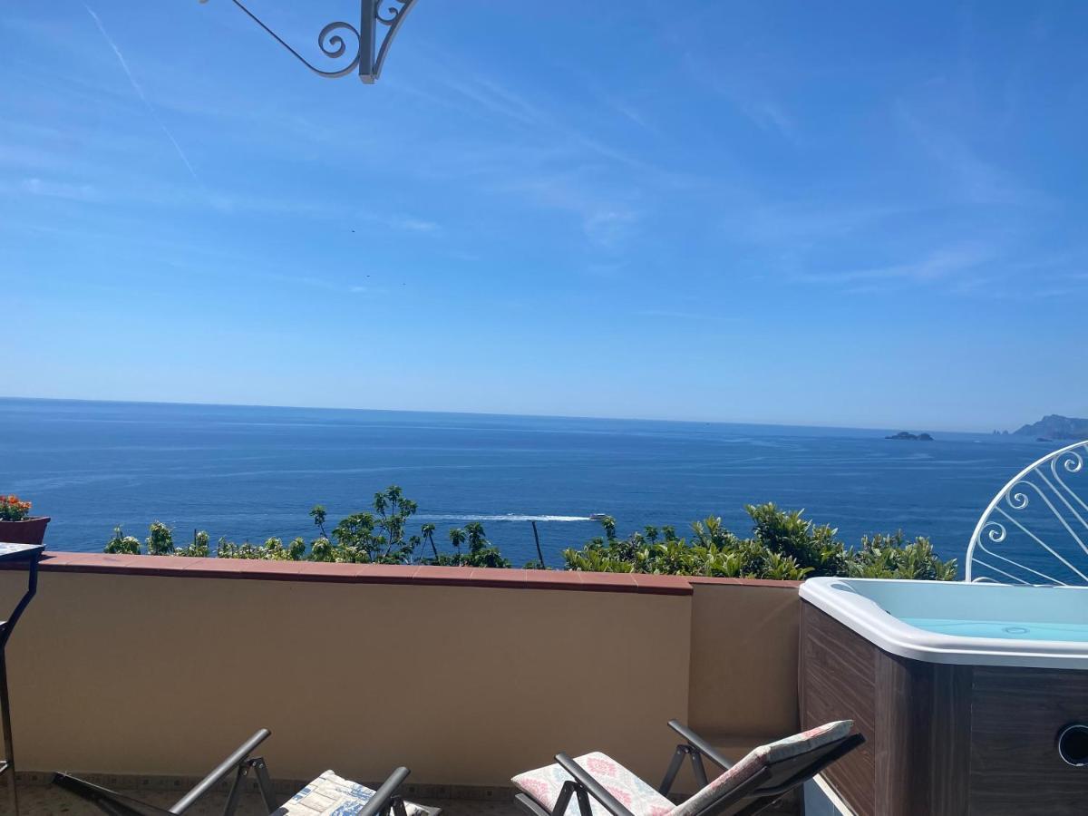 Apartament Il Profumo Dei Fiori Praiano Zewnętrze zdjęcie
