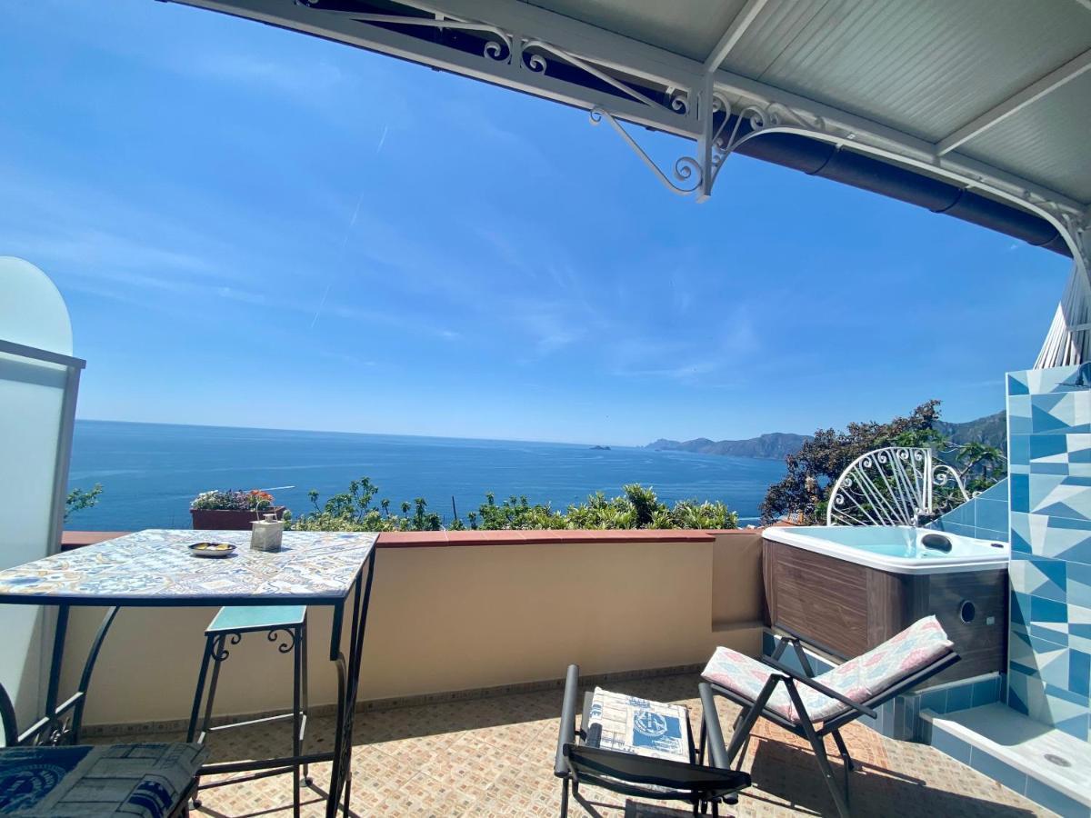 Apartament Il Profumo Dei Fiori Praiano Zewnętrze zdjęcie