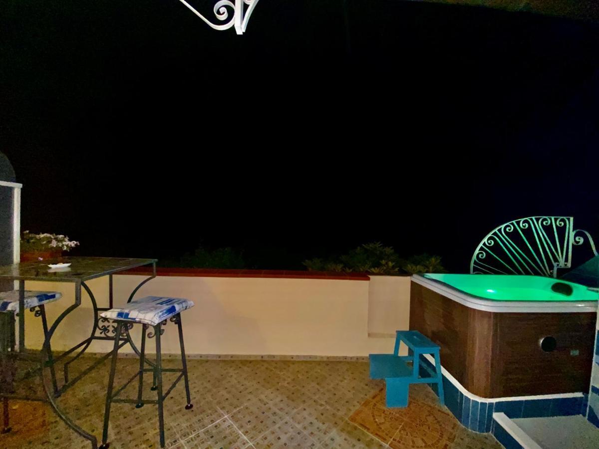 Apartament Il Profumo Dei Fiori Praiano Zewnętrze zdjęcie