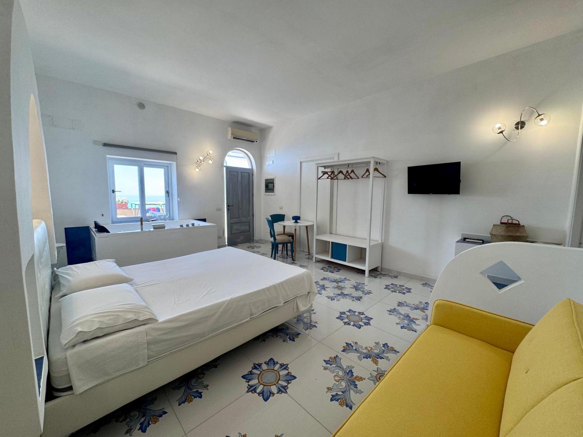 Apartament Il Profumo Dei Fiori Praiano Zewnętrze zdjęcie